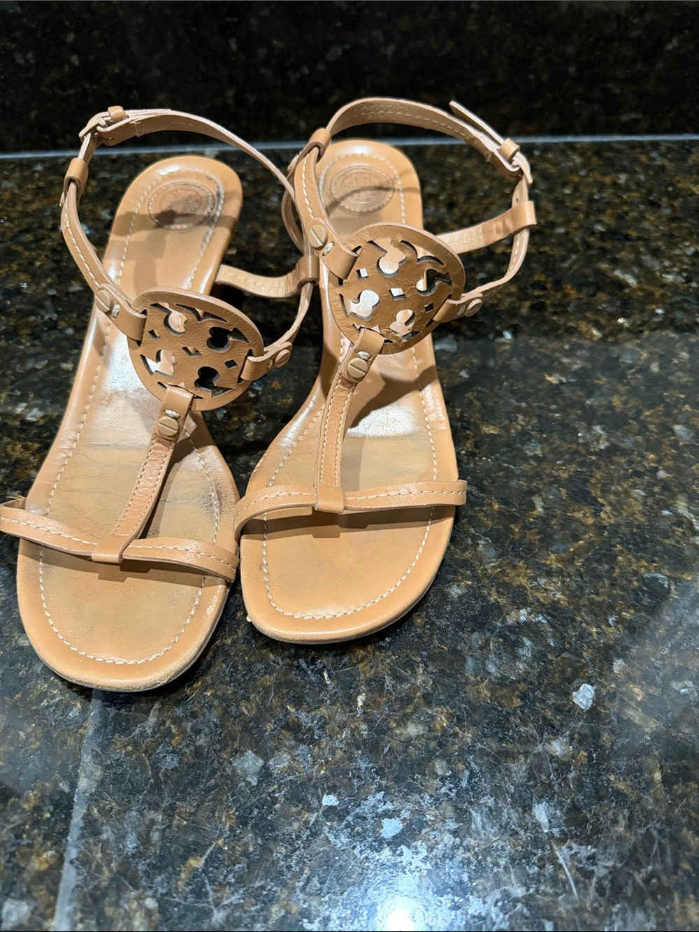 Women's Tan Leather Tory  Burch T-Strap Sandals with Decorative Medallion